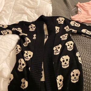 Skull sweater